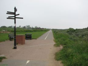 Greenwich Meridian Marker; England; Lincolnshire; Cleethorpes